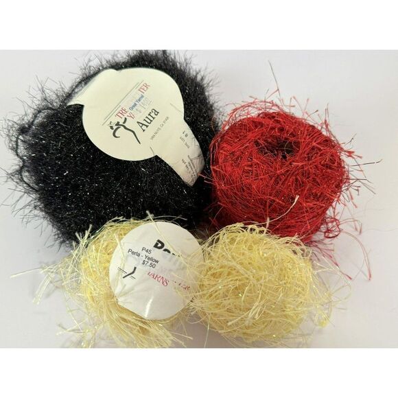 Trendsetter Novelty Eyelash Yarns Metallic Perla Aura 3 Full 1 Partial Skns NWT - Picture 1 of 4